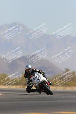 media/Apr-09-2023-SoCal Trackdays (Sun) [[333f347954]]/Turn 14 (1015am)/